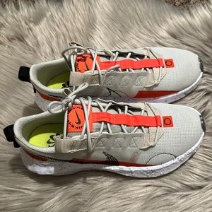 Brand new Nike unisex sneakers